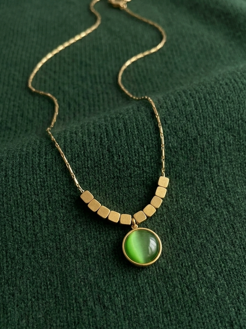 Noir Halo Pendant