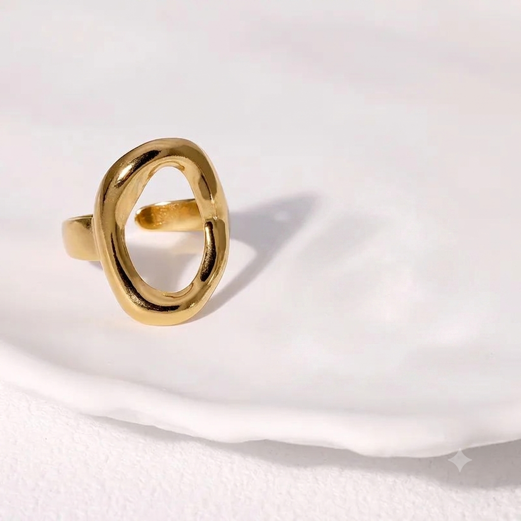 Aura Loop Ring
