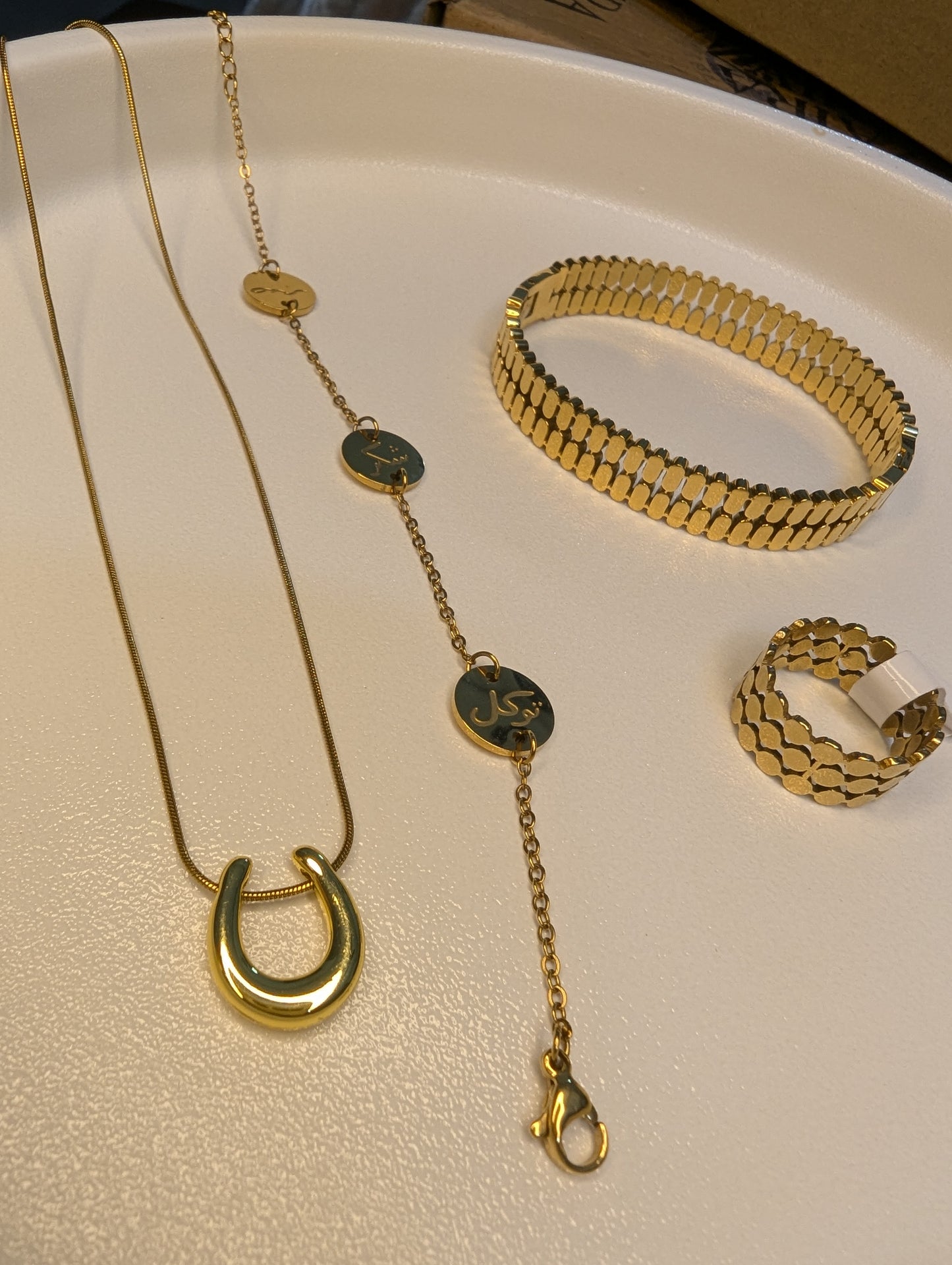 Eid Exclusive Gift Boxes💛🌙