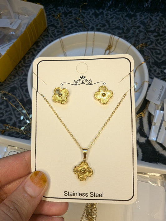 Clover Jewelry Set