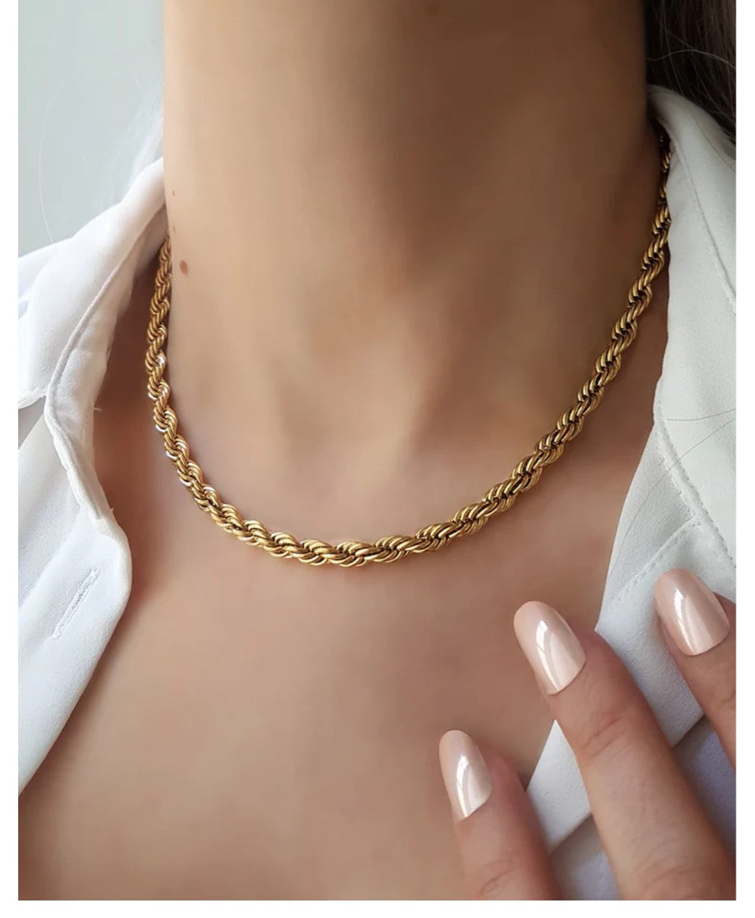 Milas Necklace