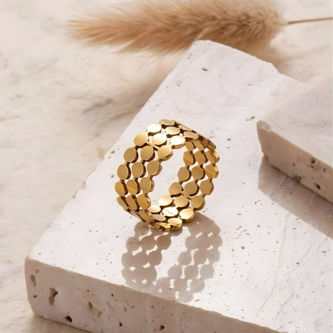 Gold Link Ring