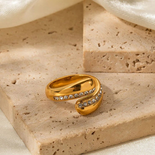 Zircon Ring