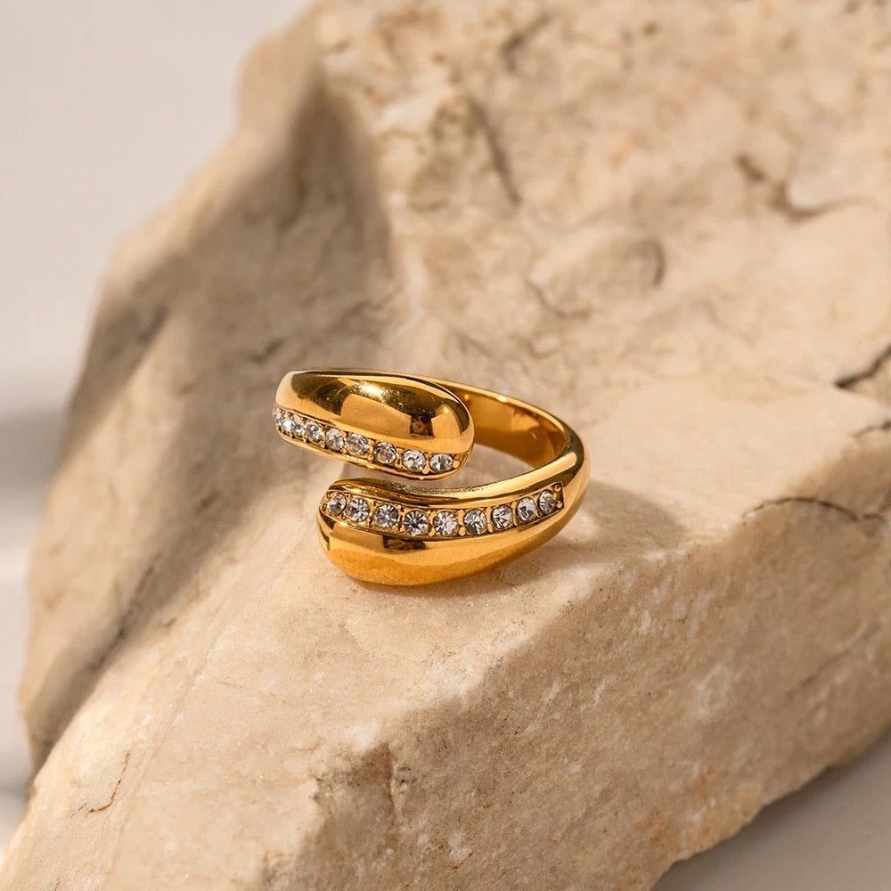 Zircon Ring